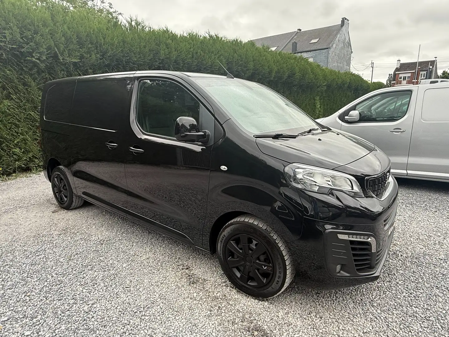 Peugeot Expert 2.0 BlueHDi L2 - TVA DEDUCTIBLE - EURO 6b - A VOIR Zwart - 2
