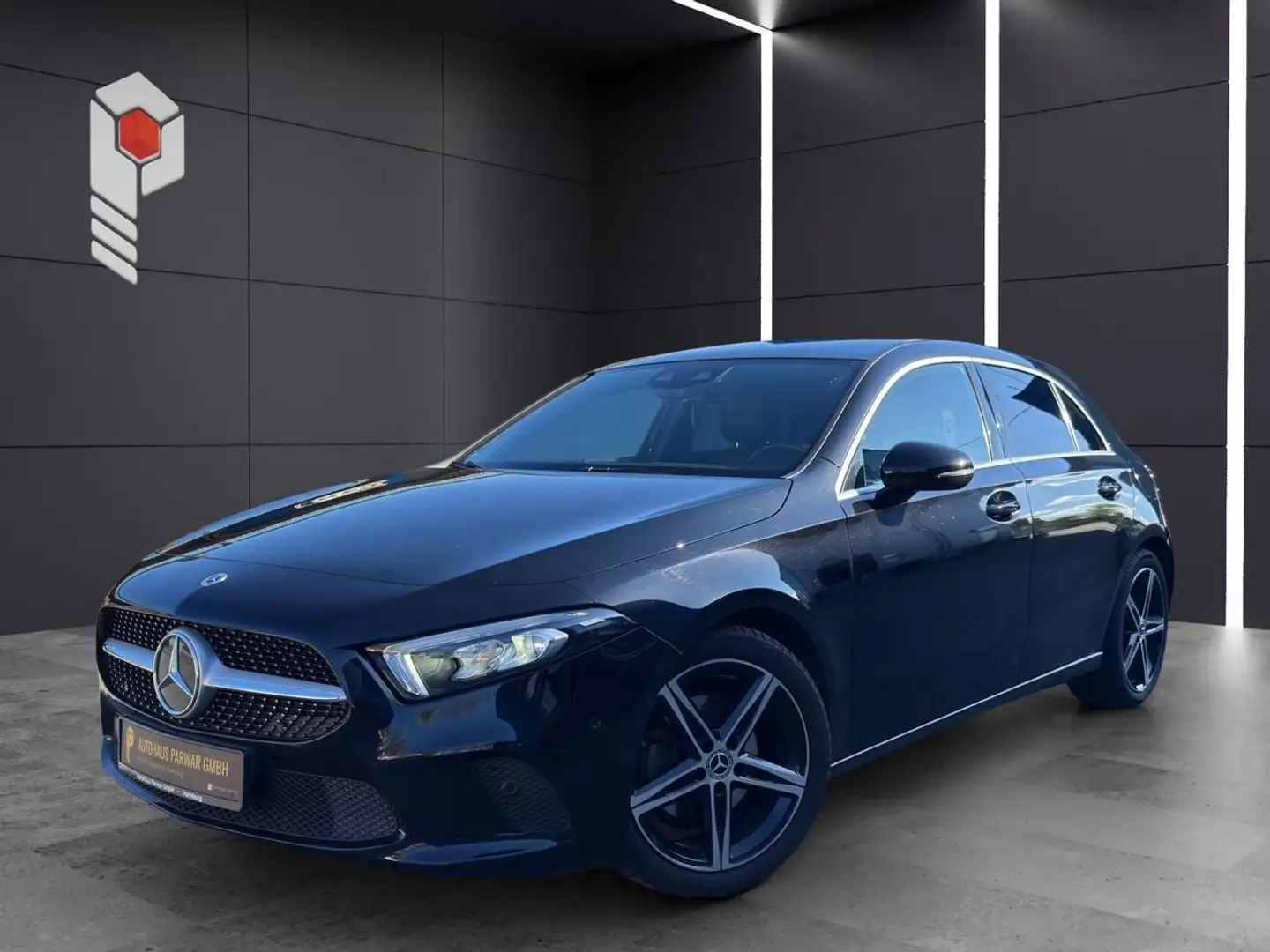 Mercedes-Benz A 200 Progressive PANO+MBUX+AMBIENT+SPURH+KAMERA Schwarz - 1