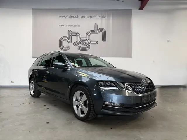 Skoda Octavia Premium Edition DSG/NAVI/LED/LEDER/MEMORY