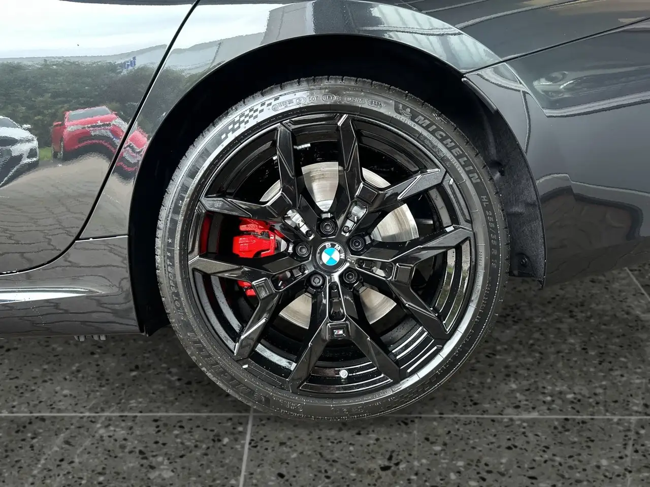 BMW 330 e xDrive M Sportpaket Pro AHK Pano Head-Up 10
