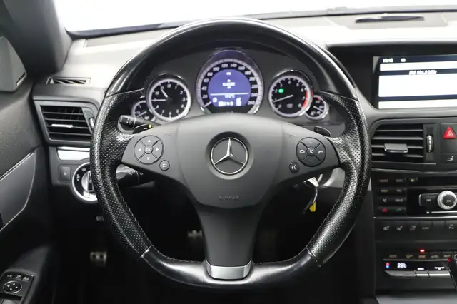 Mercedes-Benz E-Class view 15