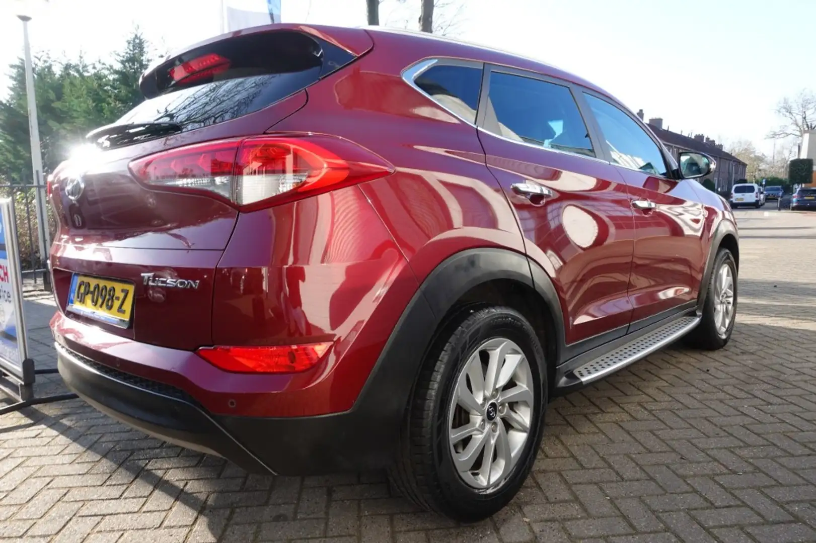 Hyundai TUCSON 1.6 GDI COMFORT Trekhaak Rouge - 2