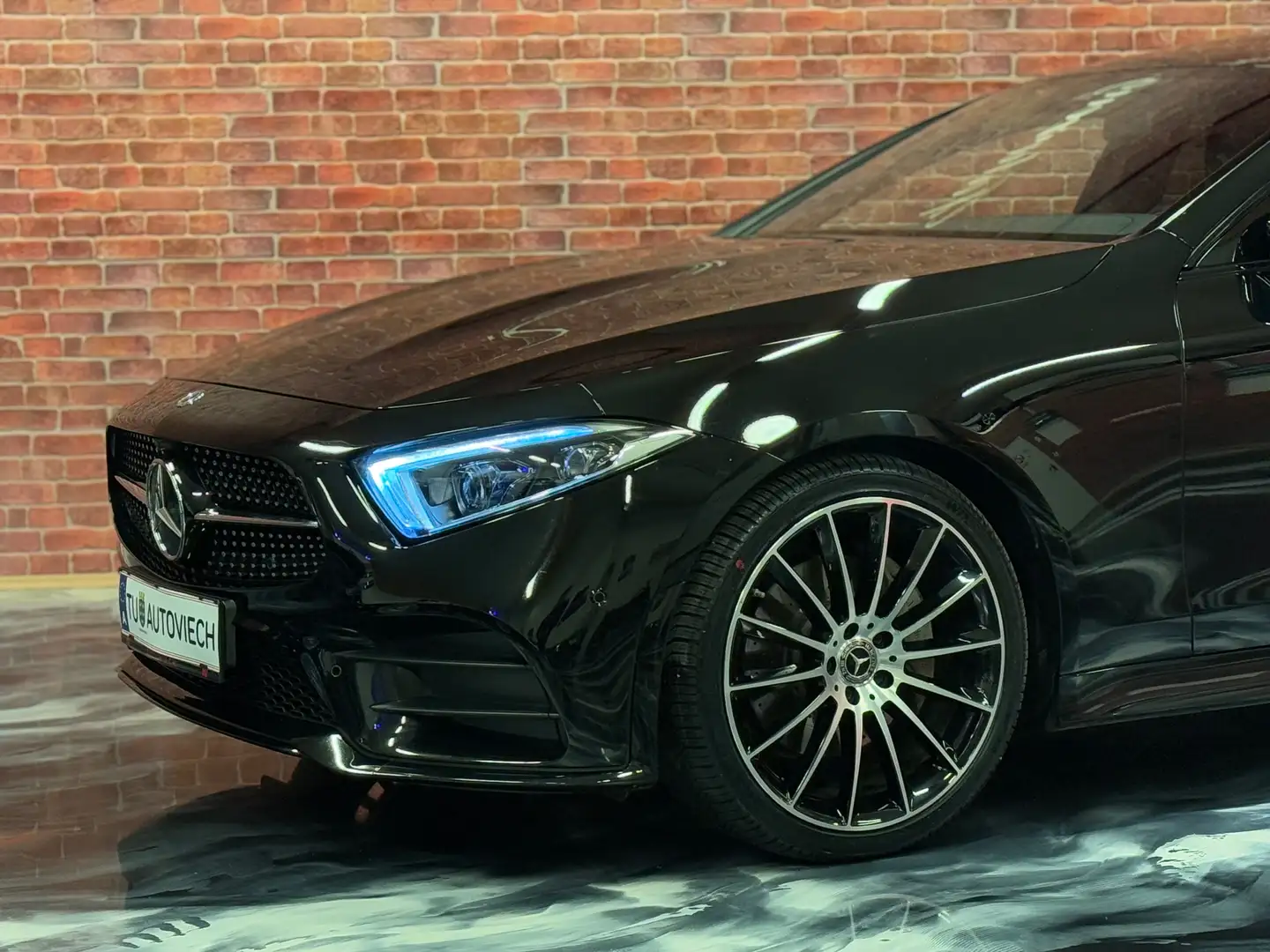 Mercedes-Benz CLS 220 CLS 220 d*AMG-Line*Schiebedach*Burmester*360°* Schwarz - 2