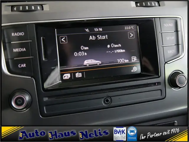Volkswagen Golf view 14