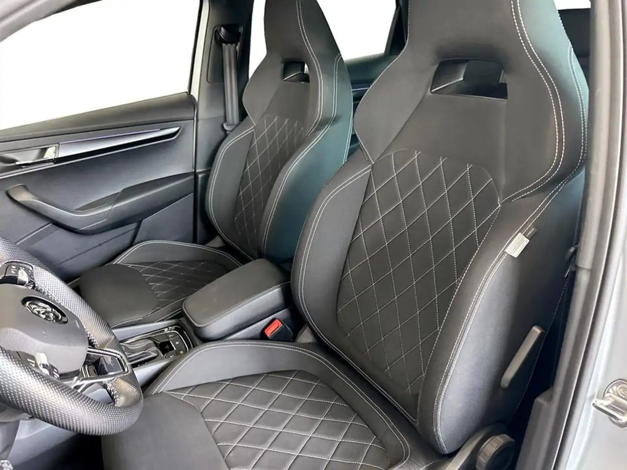 Skoda Karoq 1.5 tsi act Sportline dsg, миниатюра 9