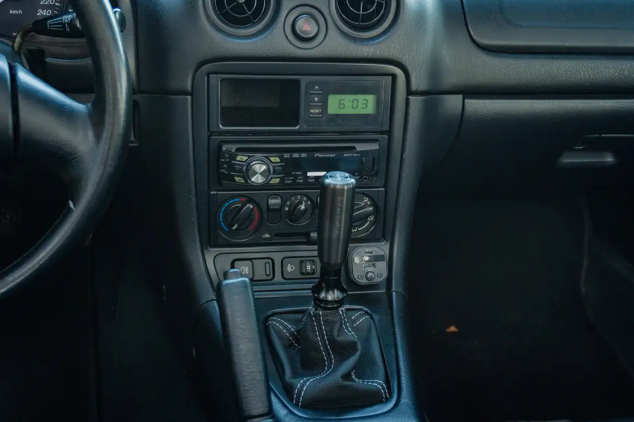 Mazda MX-5 1.6i, foto 7