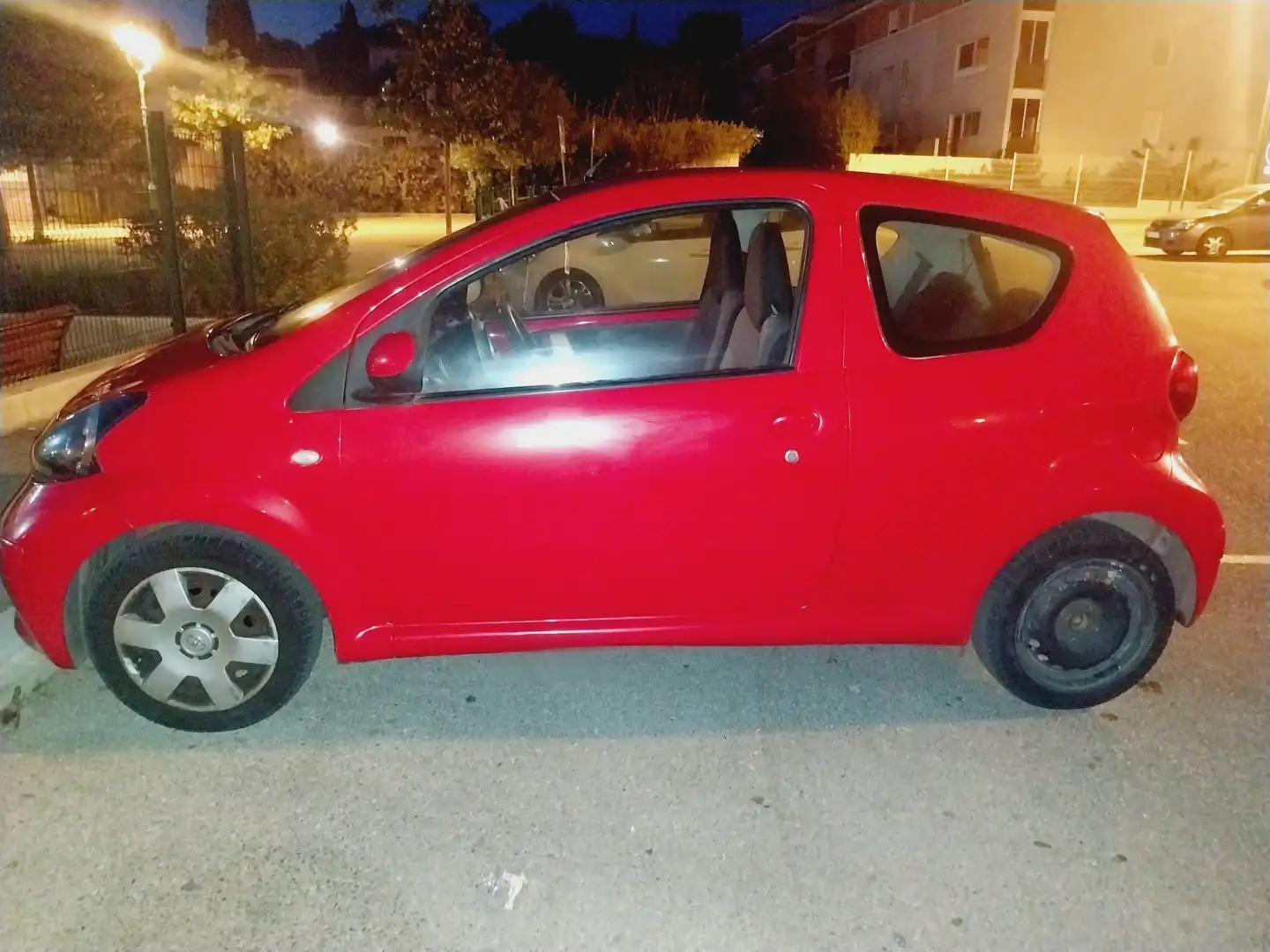 Toyota Aygo 1.0 VVT-i Rouge - 1