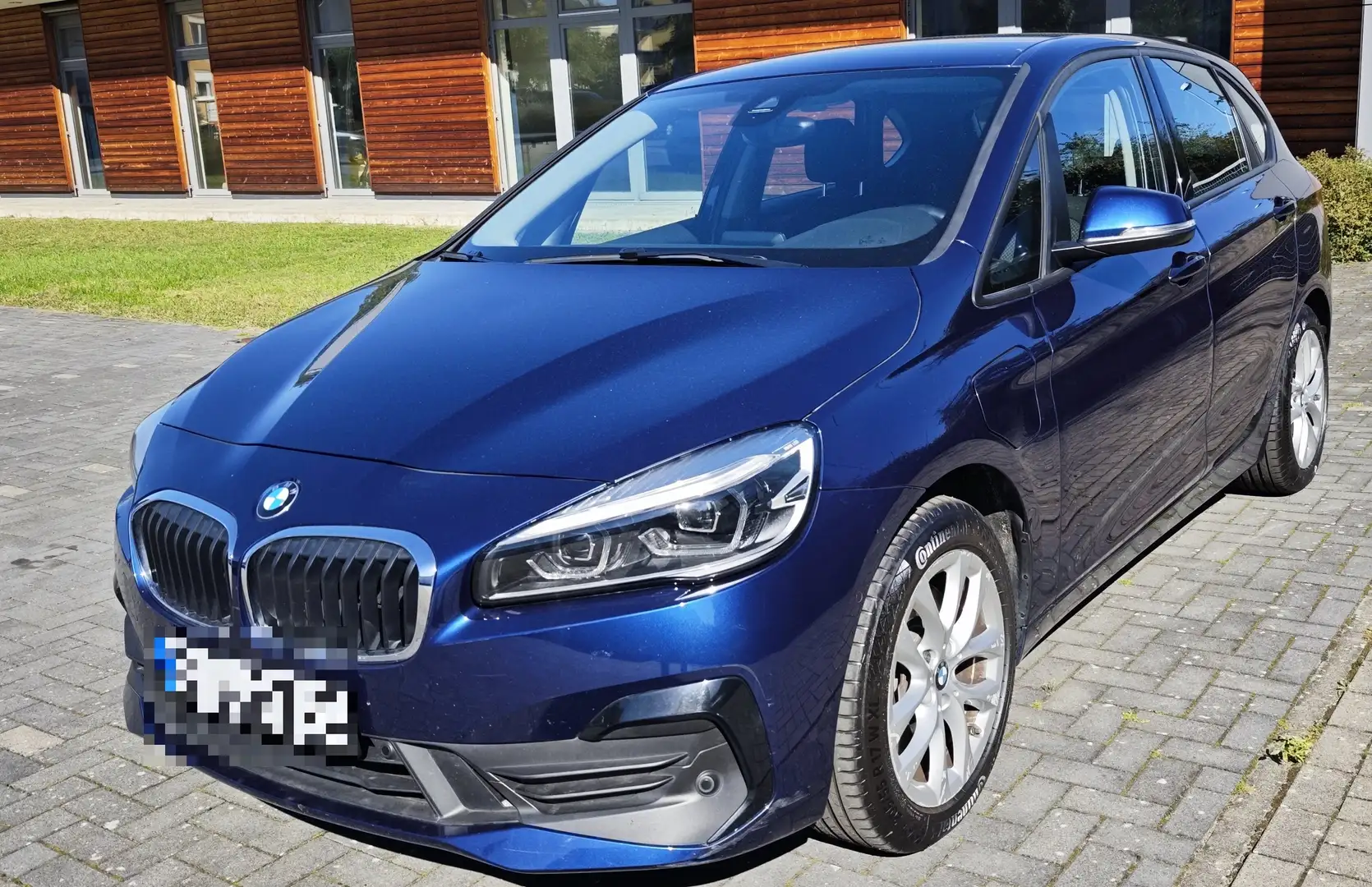 BMW 225 Active Tourer Plug-In-Hybrid 225xe iPerformance Blau - 1