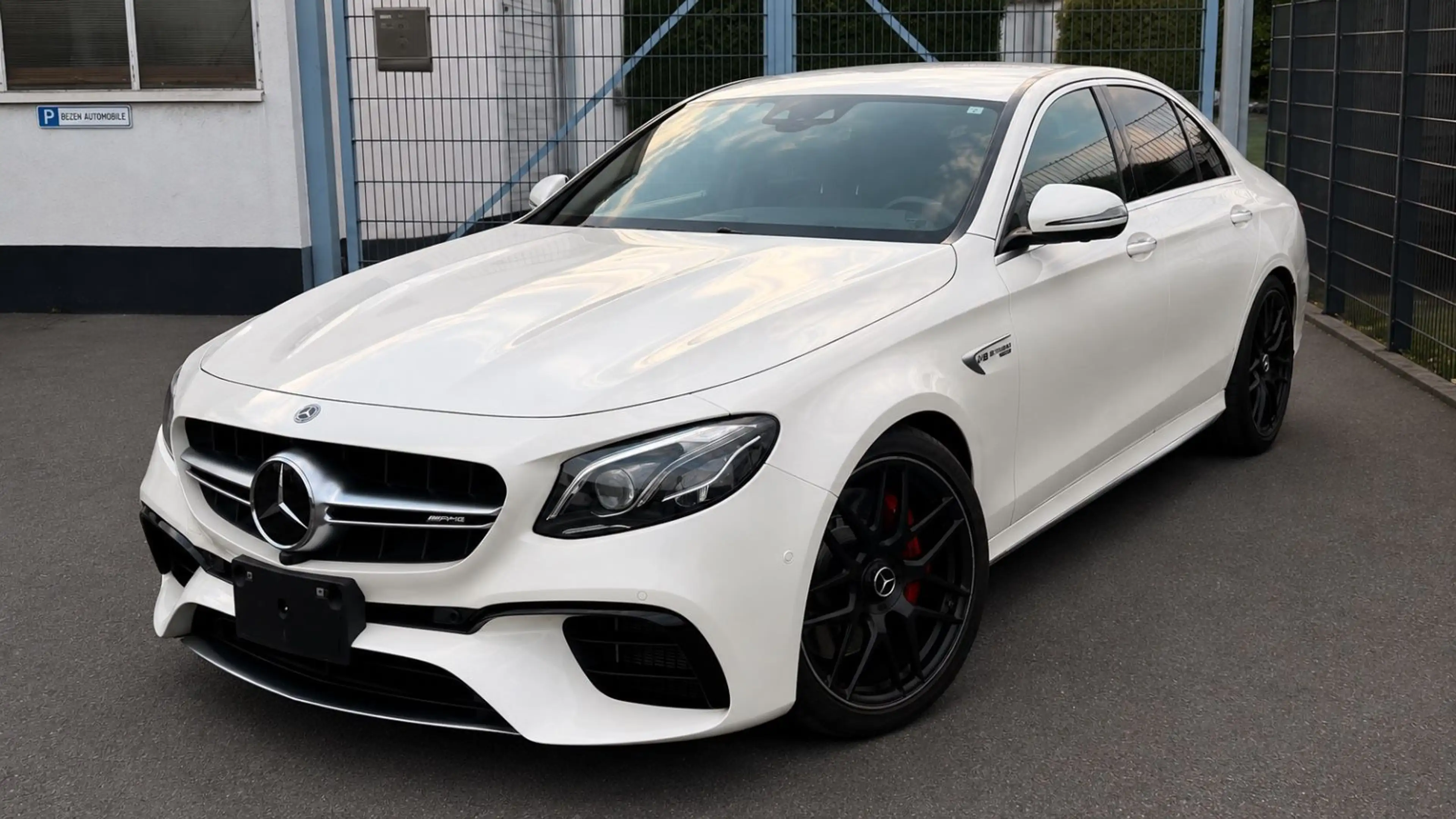 Mercedes-Benz E 63 AMG E63 S AMG*PERFORMANCE ABGSA.*GARANTIE*UNFALLFREI