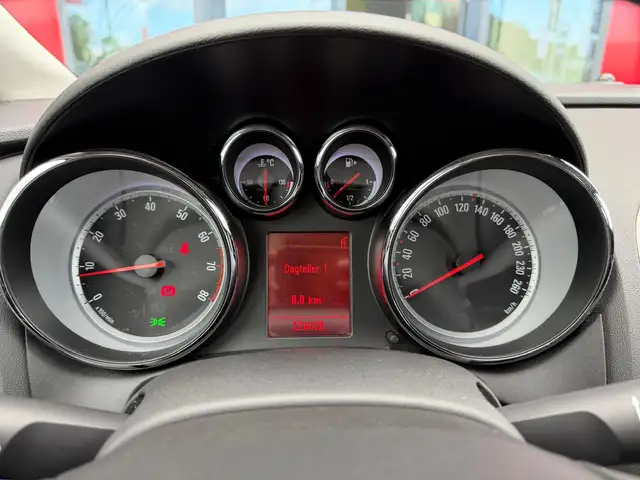Opel Astra view 21
