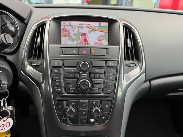 Opel Astra view 14