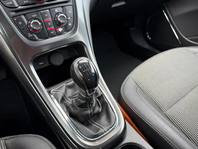 Opel Astra view 15