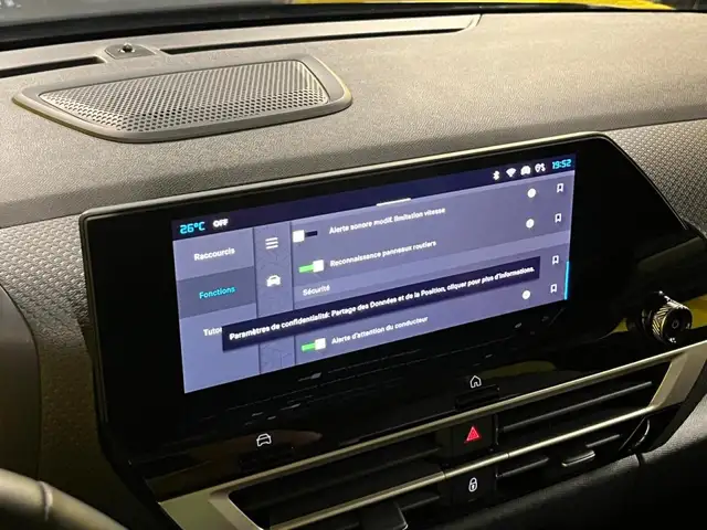 Citroen C4 view 8
