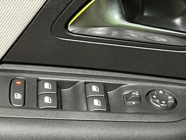 Citroen C4 view 20