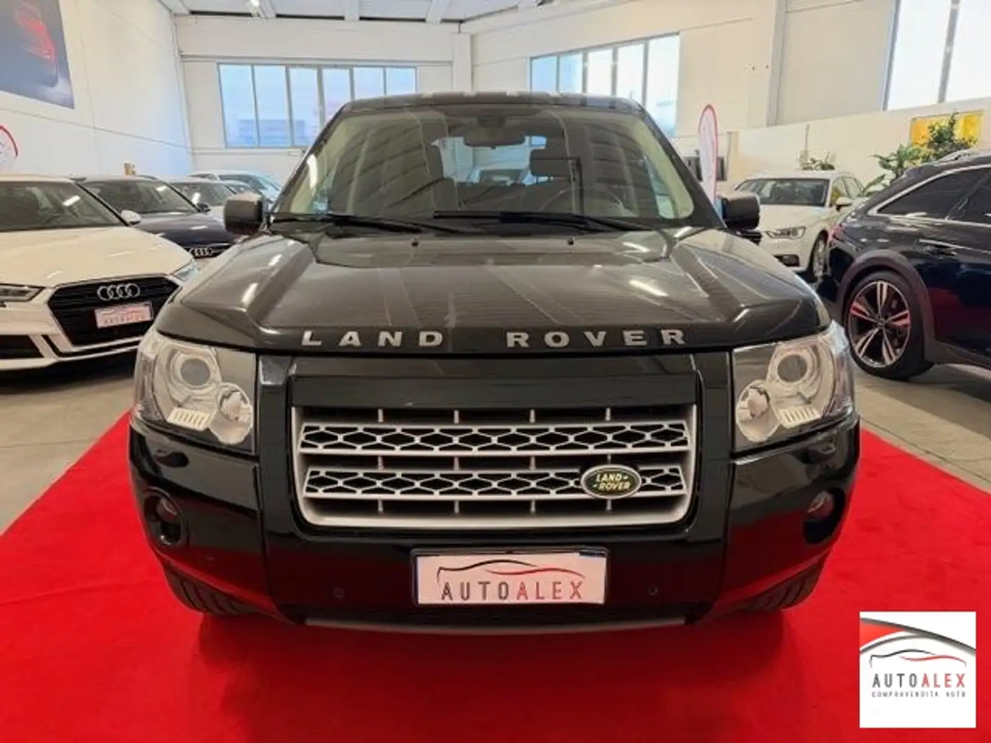 Land Rover Freelander 2.2 td4 HSE GANCIO TRAINO Nero - 2