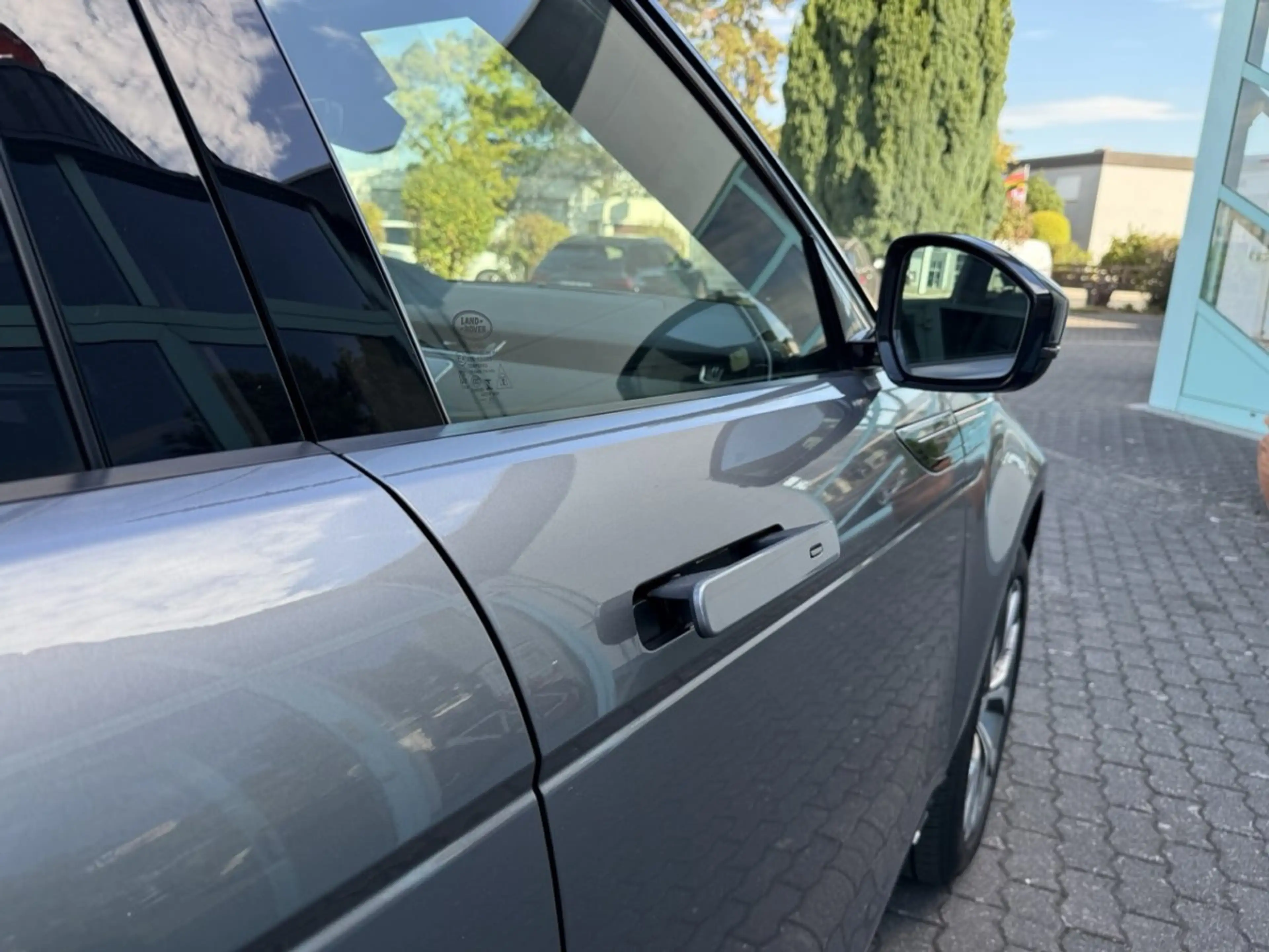 Land Rover Range Rover Evoque R Dynamic — photo 15