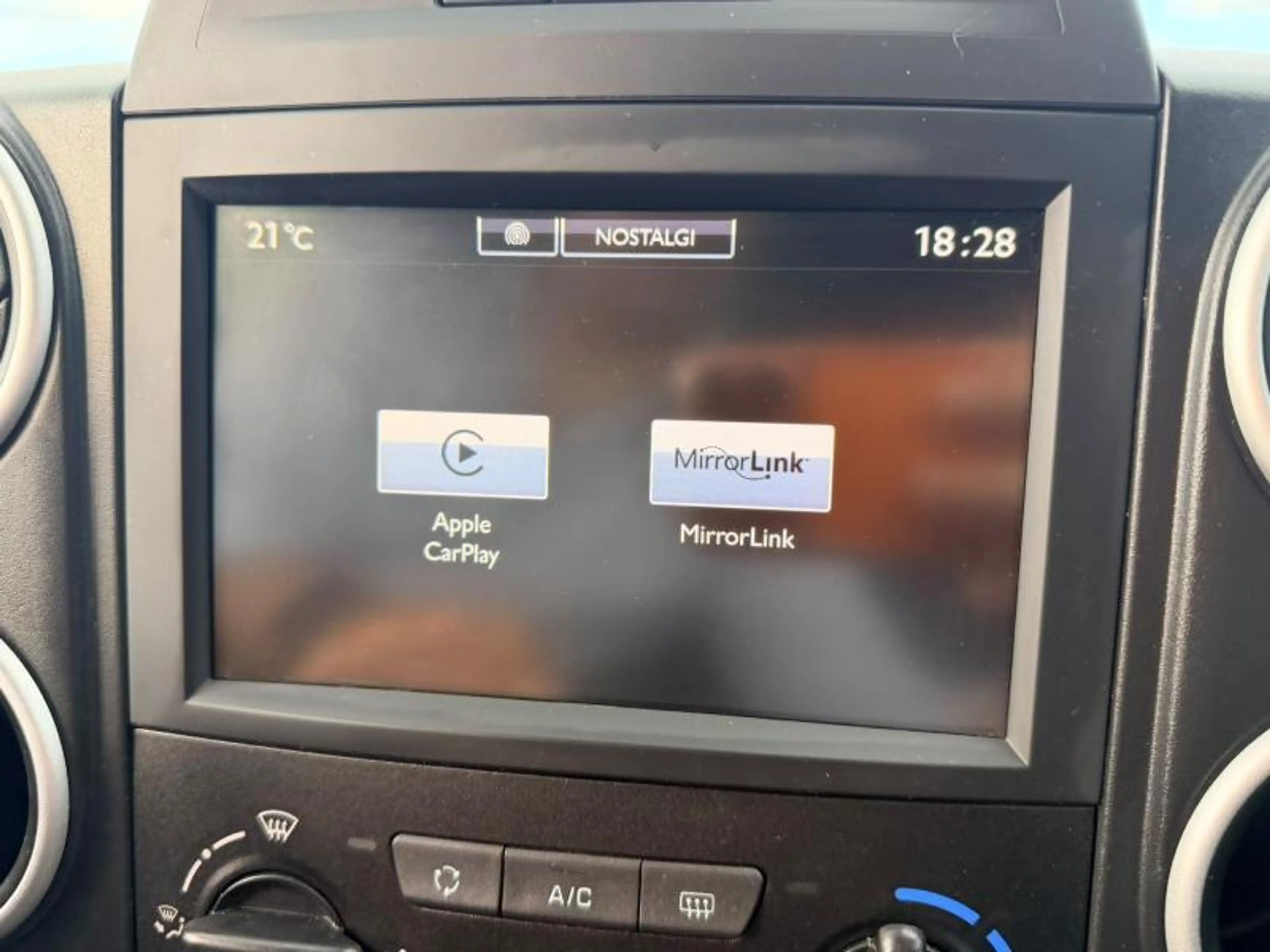 Citroen Berlingo 5 places / GPS / 110ch — photo 15