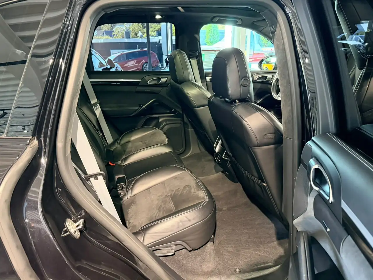 2017 Porsche Cayenne GTS ACC*SOFTCLOSE*STAND.HEIZUNG*21"*PANO, photograph 12
