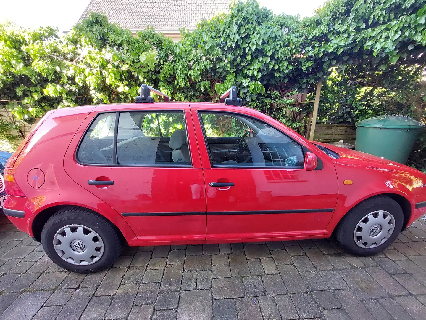 Volkswagen Golf Golf IV 1.6 Red - 1