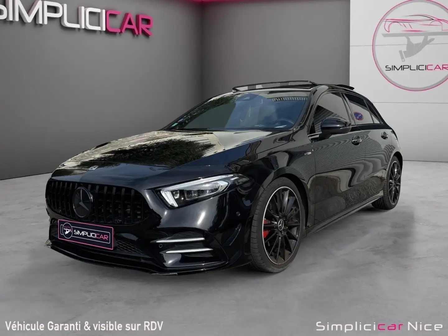 Mercedes-Benz AMG Line Negru - 1