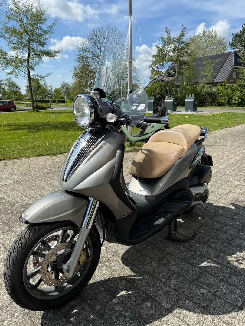 Piaggio Beverly 500 cruiser te koop of ruilen met een auto Gris - 1
