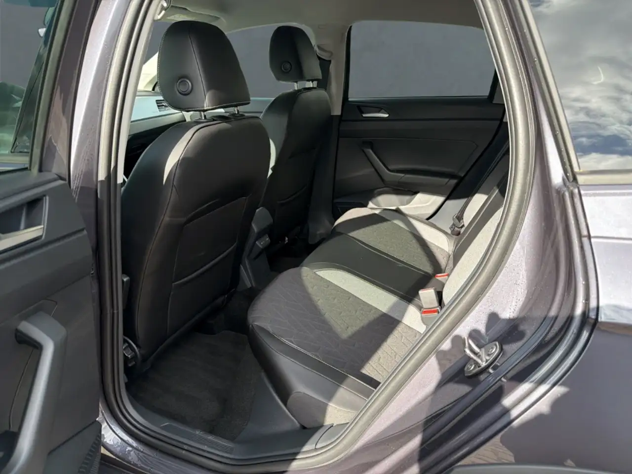 Volkswagen Taigo Energy 1.0 TSI+Sitzhzg+Rückfahrkamera+PDC 6