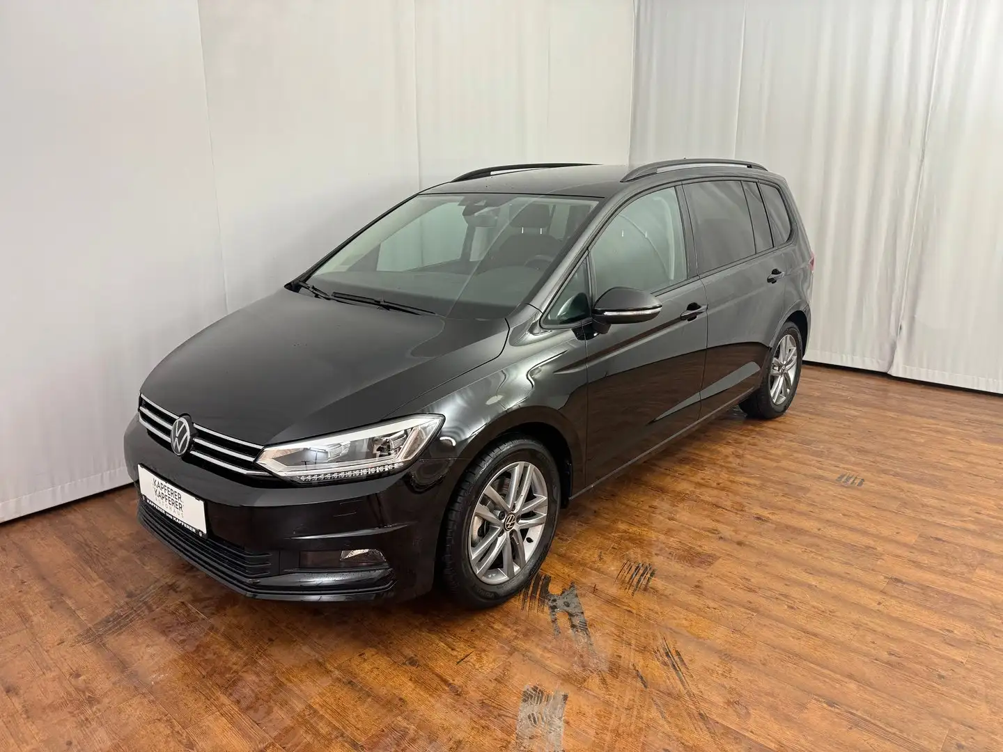 Volkswagen Touran Life TSI DSG Schwarz - 2
