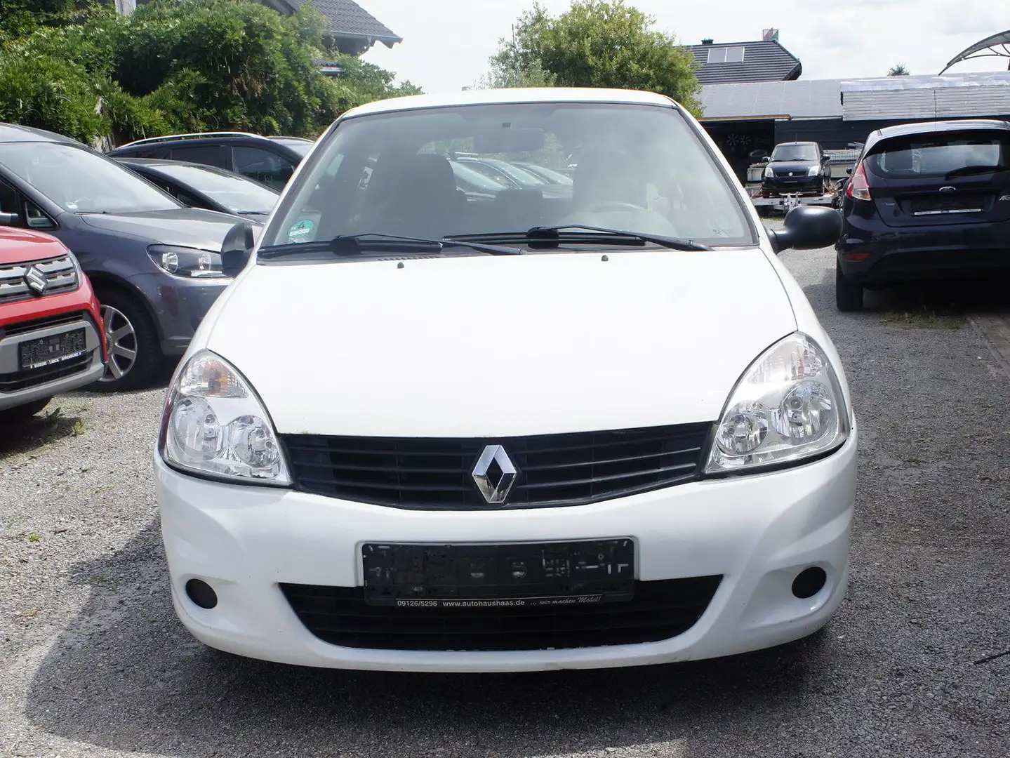 Renault Clio 1.2 16V Campus Authentique Weiß - 1