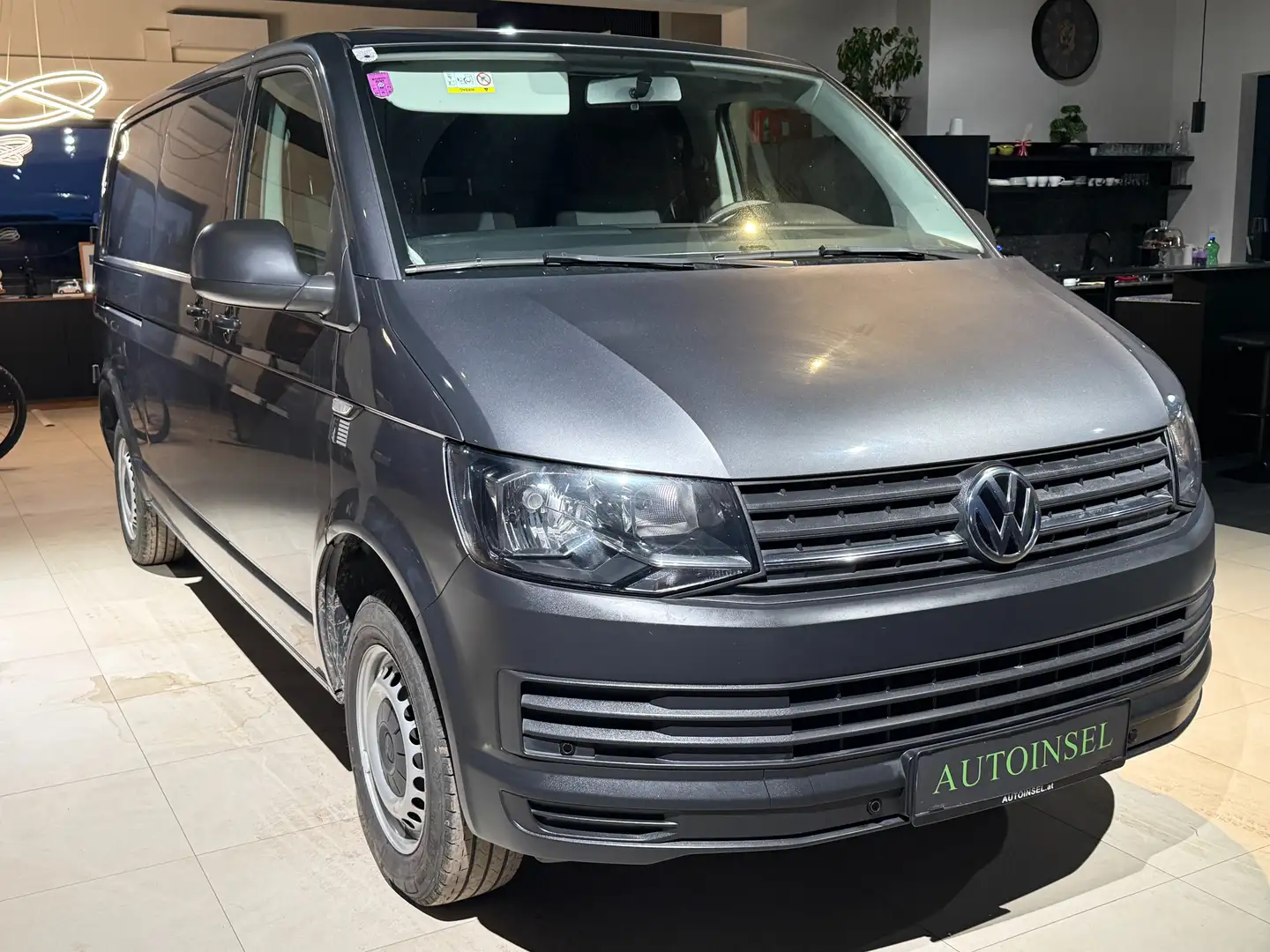 Volkswagen T6 Transporter L2 Navi+PDC+WR&SR+MwSt. Ausweisbar Grau - 2
