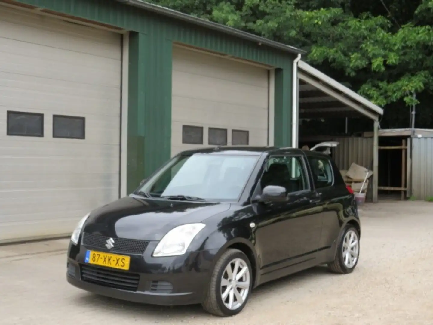 Suzuki Swift 1.3 GLS Zwart - 2
