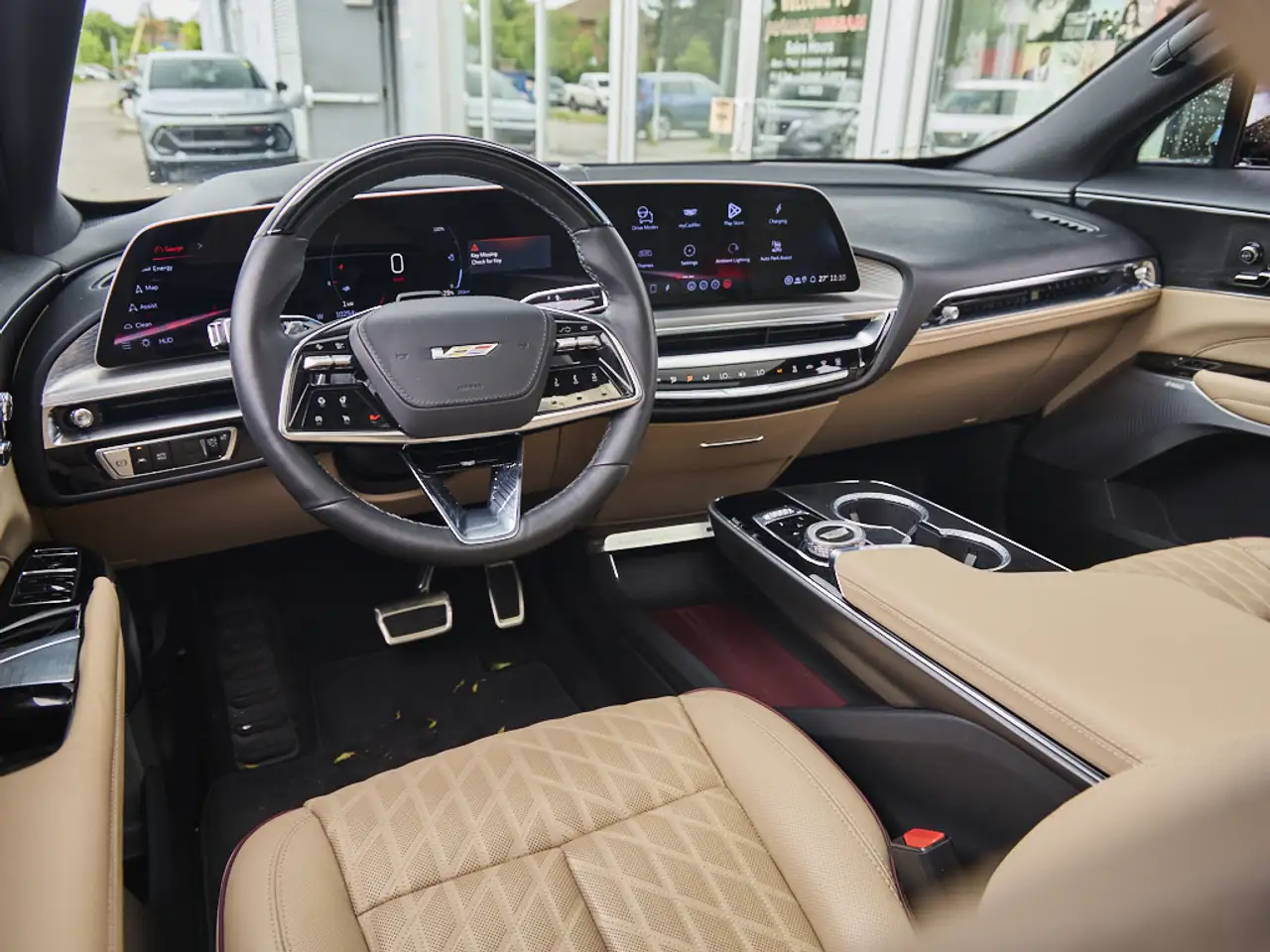 Cadillac Lyriq снимка Cadillac Lyriq