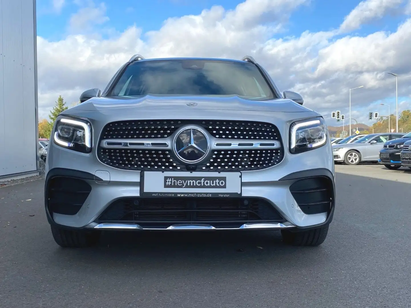 Mercedes-Benz GLB 220 d 4M AMG-Line *LED*Pano*ACC*AHK*19Zoll Zilver - 2