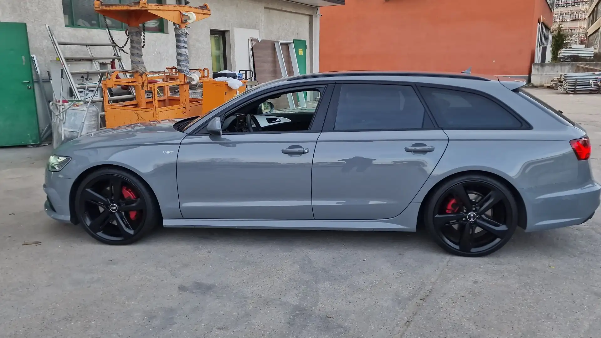 Audi A6 Avant 3,0 TDI Competition Quattro tiptronic Grau - 2