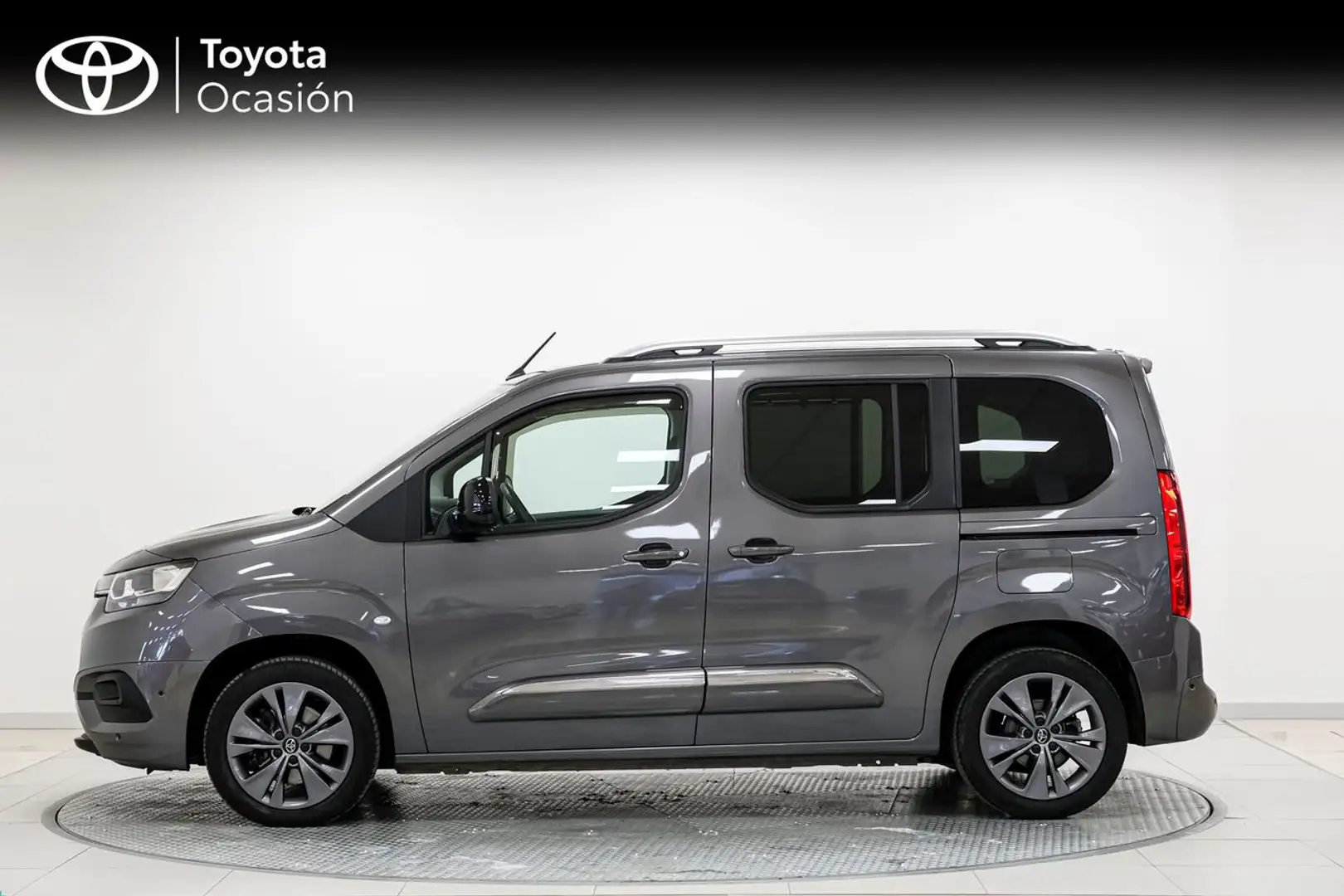 Toyota Proace Family L1 1.5D 5pl. Advance Aut. Grey - 2