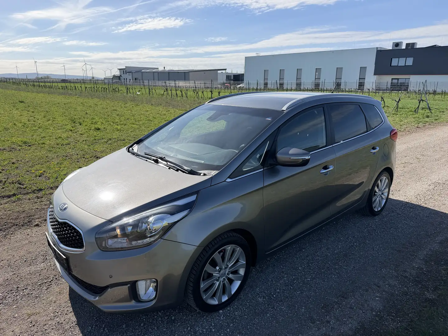 Kia Carens 1.7 CRDi Active Aut. Grau - 1