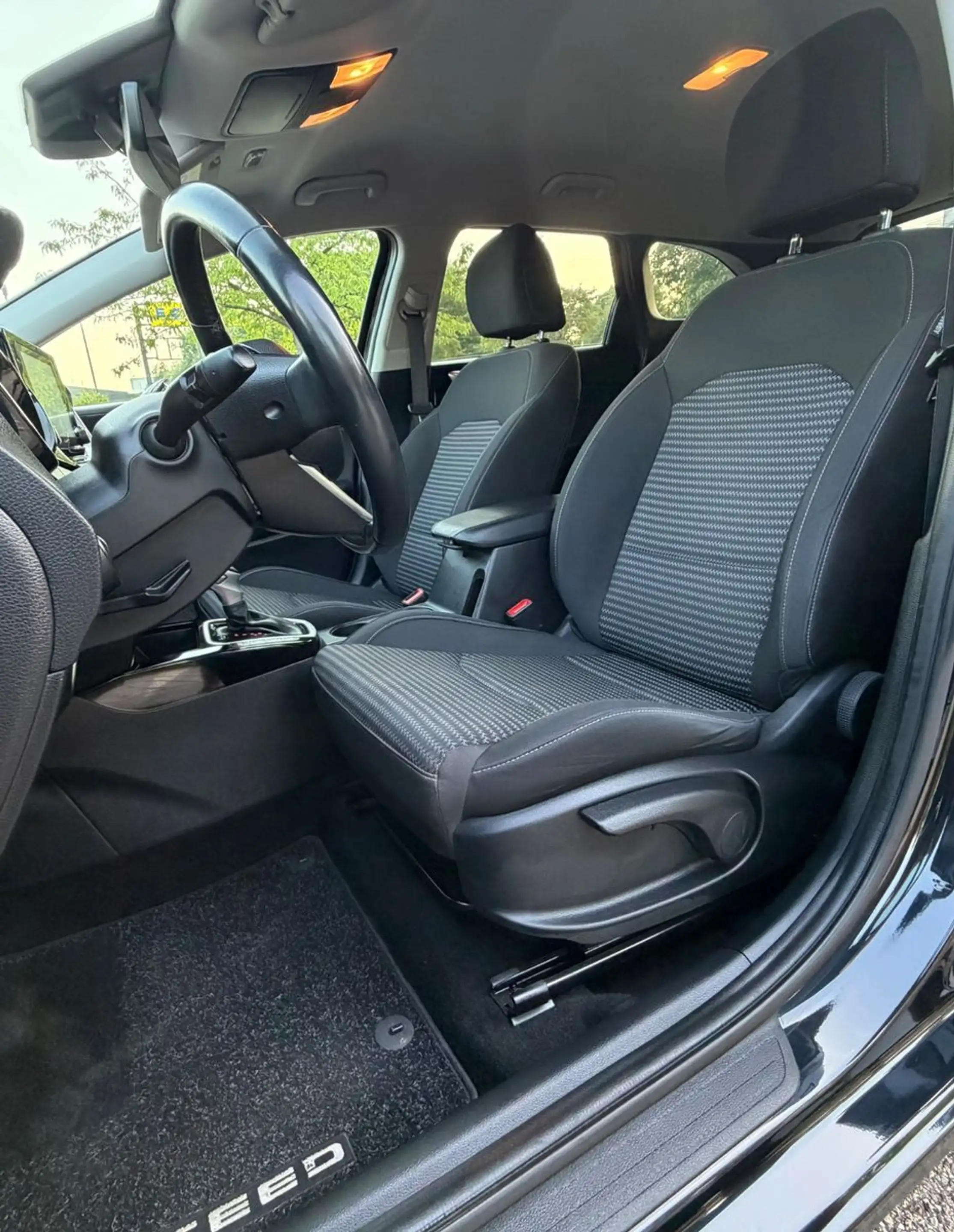 Kia Ceed / cee'd — photo 15