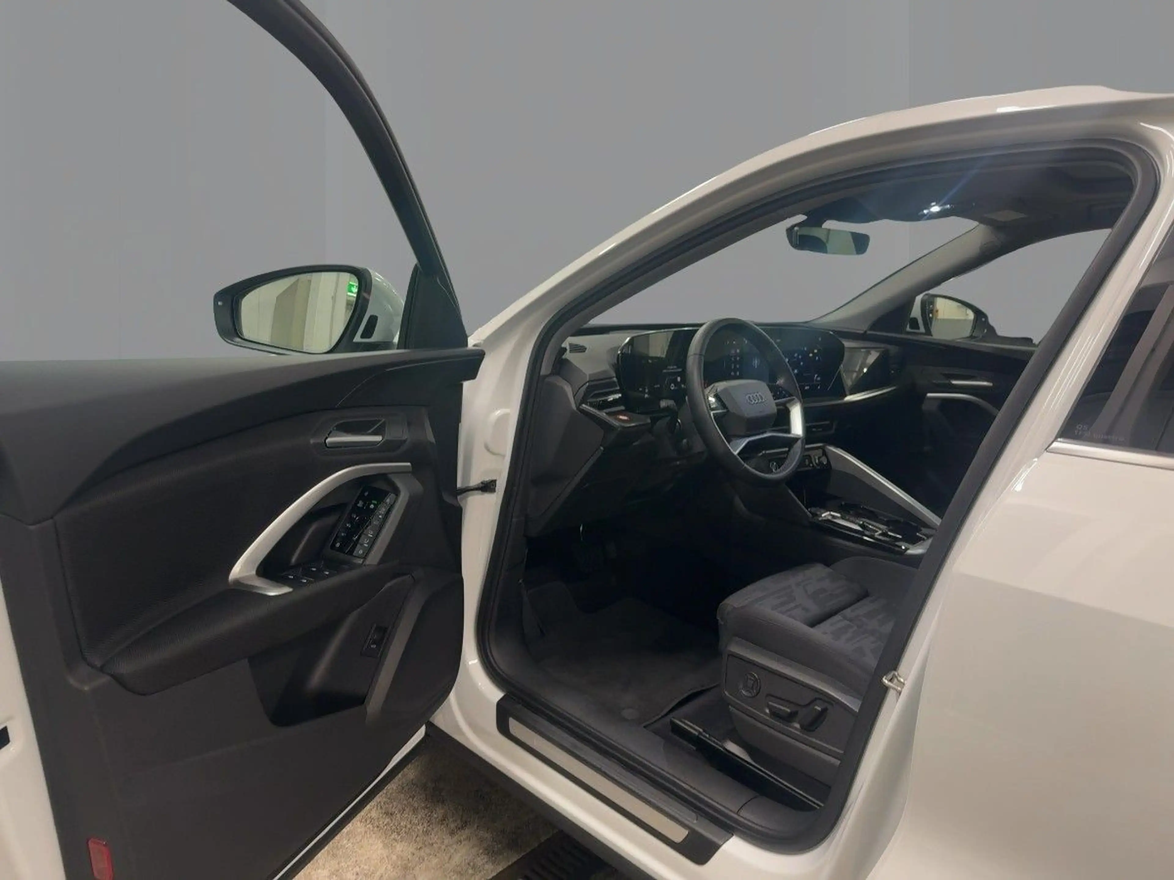 Audi Q5 2.0 TFSI quattro S tronic AHK LED Navi — photo 9