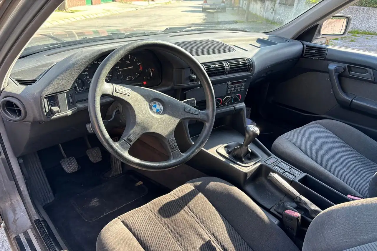 BMW 525i 24v 192cv Manual, foto 8