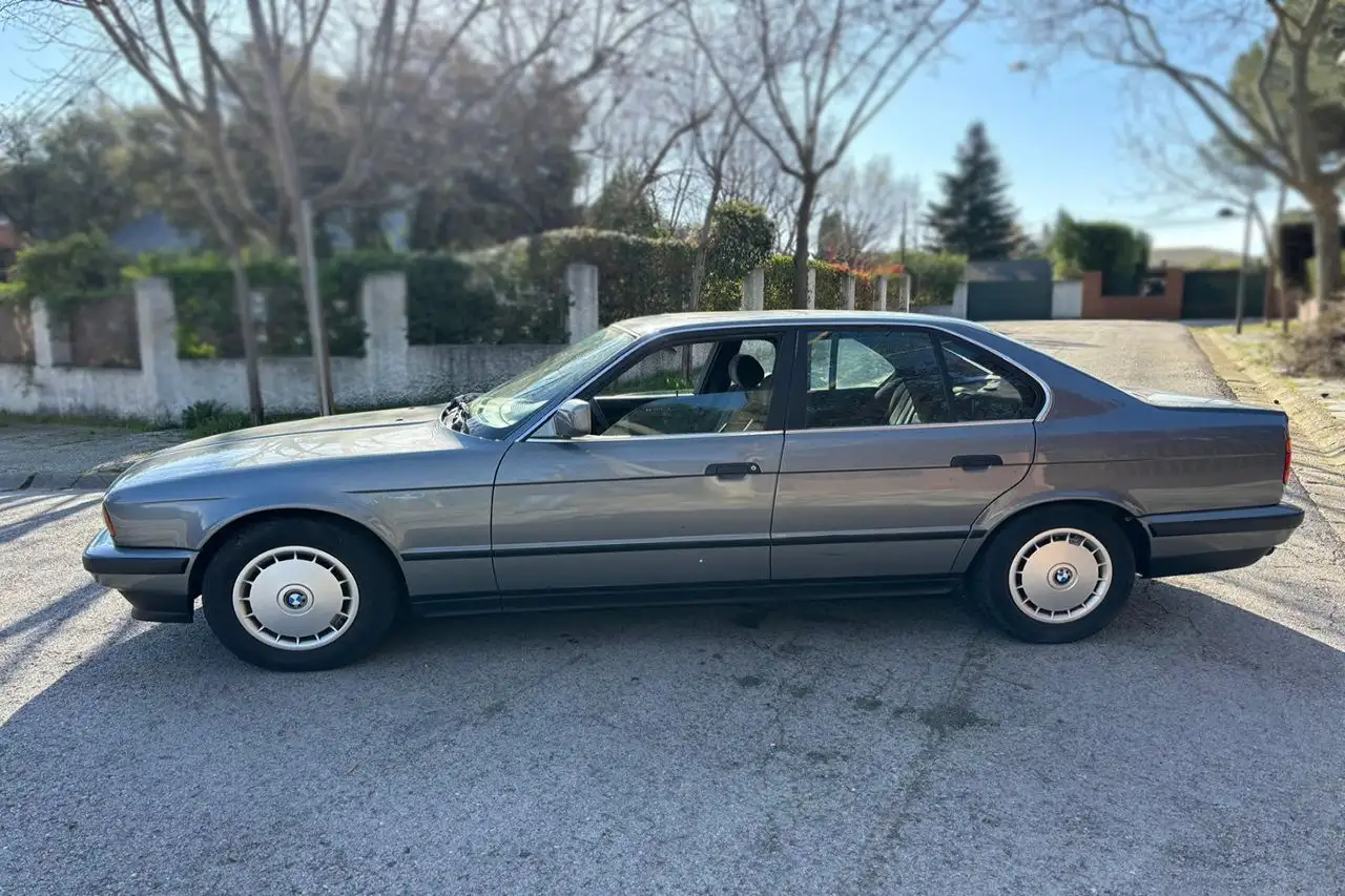 BMW 525i 24v 192cv Manual, foto 4