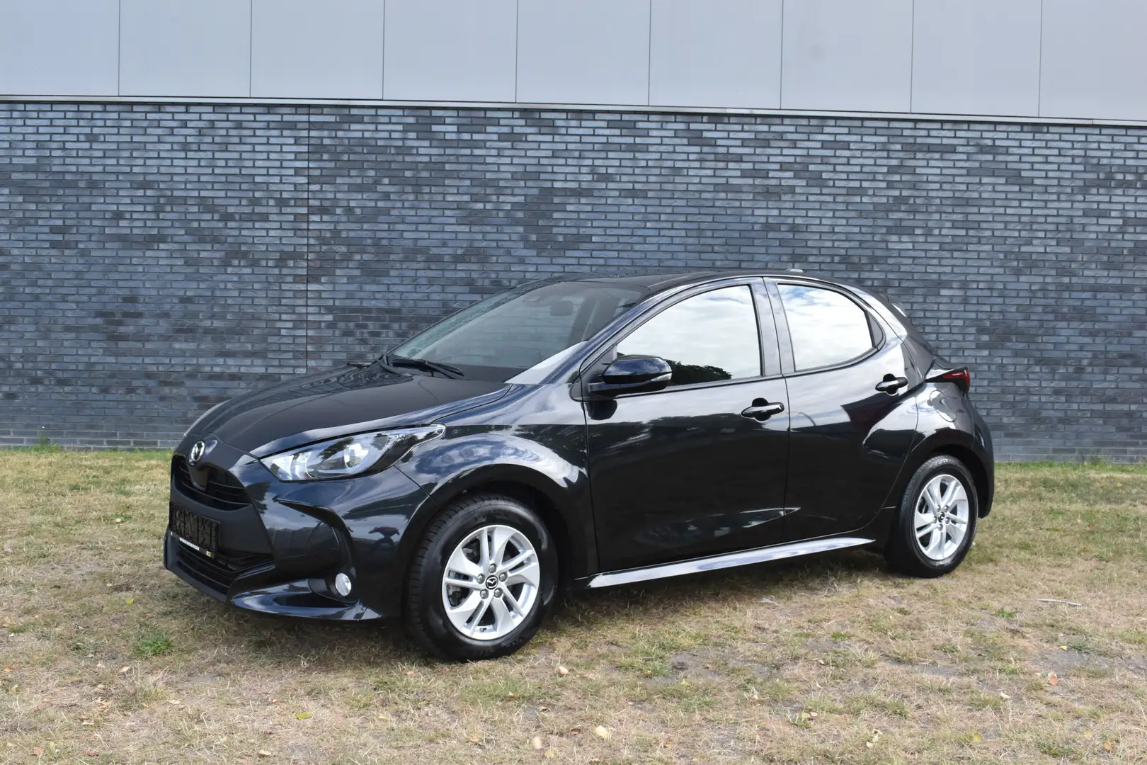 Mazda 2 Hybrid 1.5 Agile Hybride Parkeer camera Stoelverwa Noir - 2