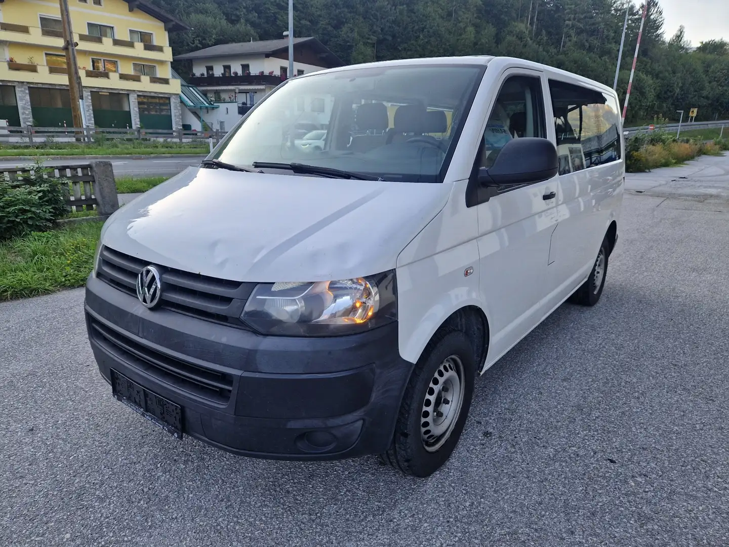 Volkswagen T5 Transporter Kombi Weiß - 1