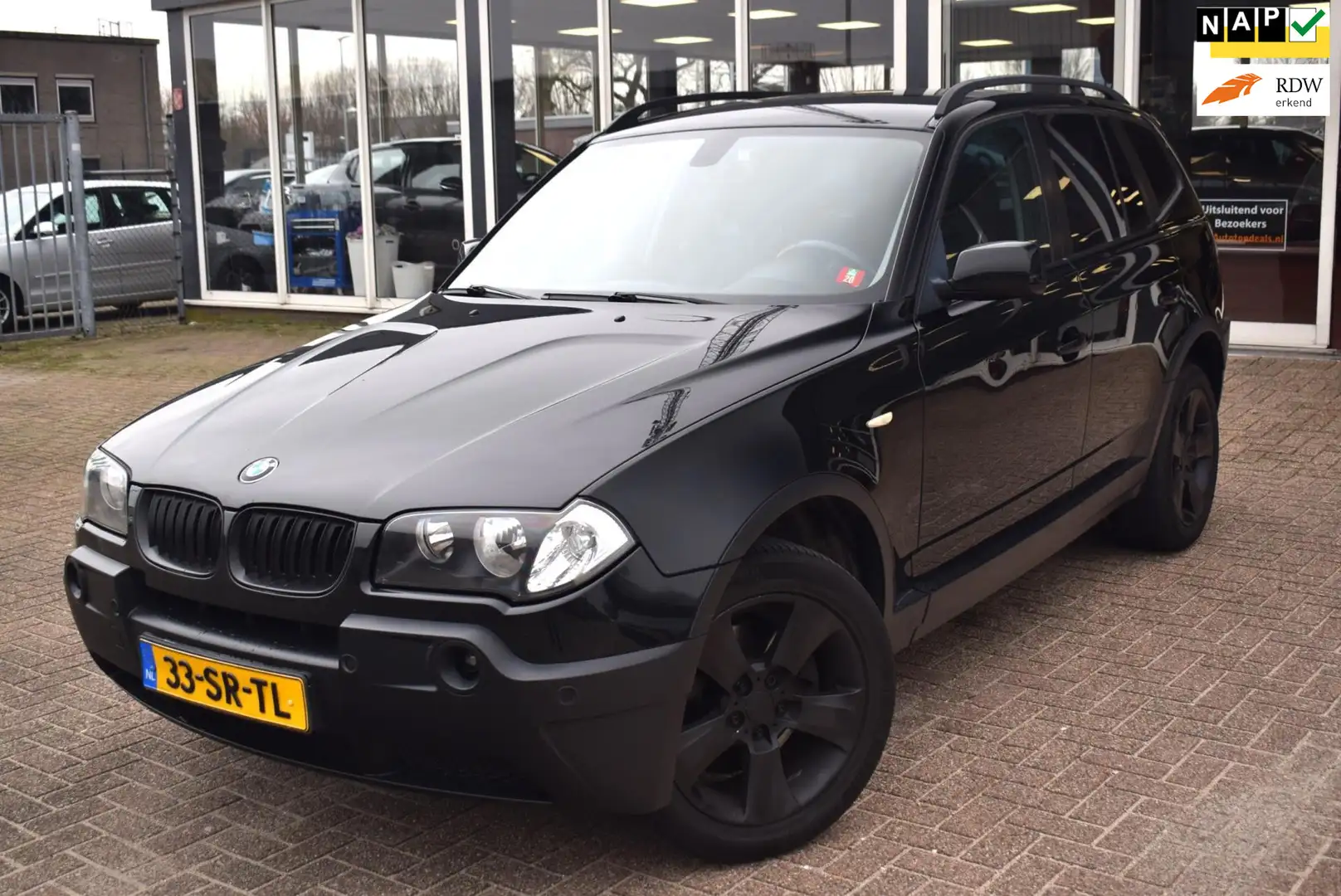 BMW X3 2.0i Executive |AUTOMAAT|CLIMATE CONTROL|STOELVERW Schwarz - 1