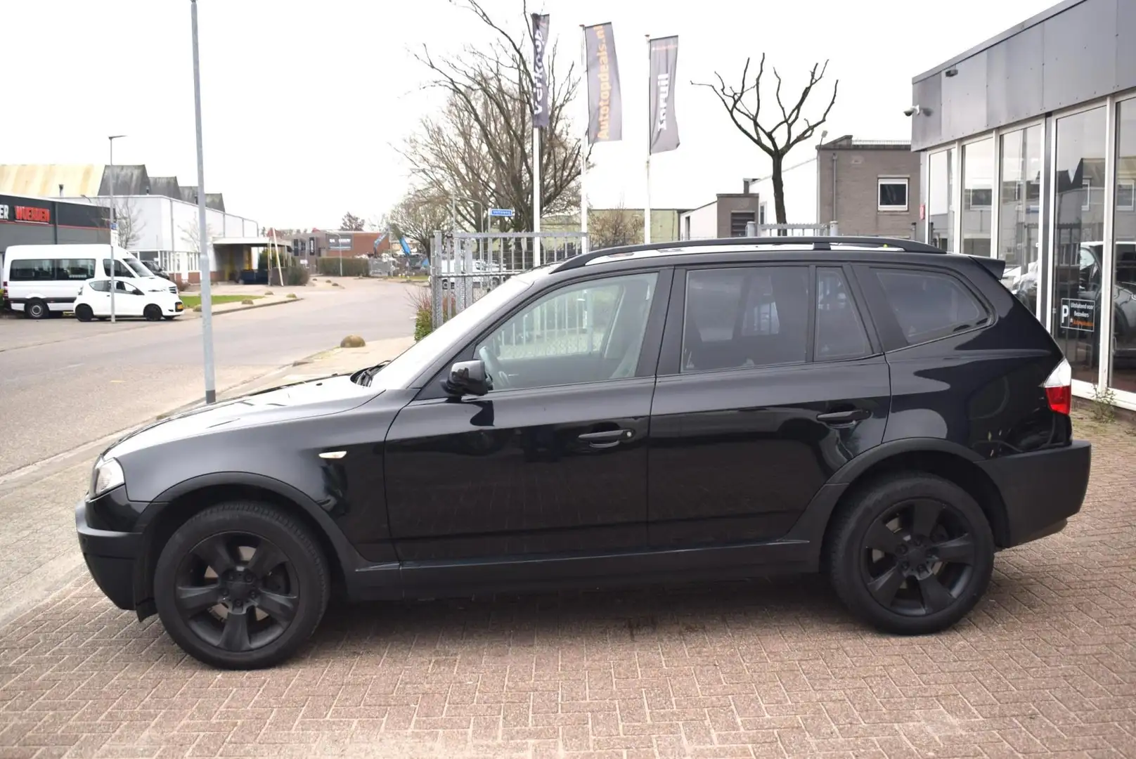 BMW X3 2.0i Executive |AUTOMAAT|CLIMATE CONTROL|STOELVERW Schwarz - 2
