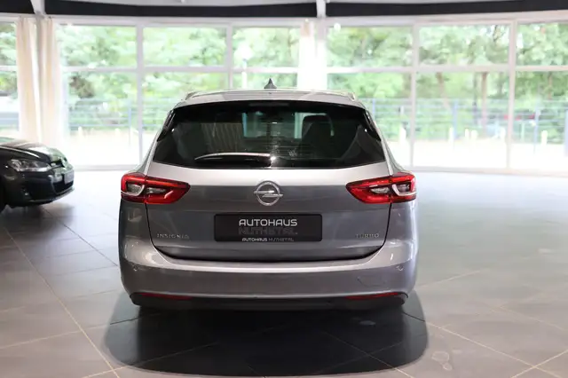 Opel Insignia view 5