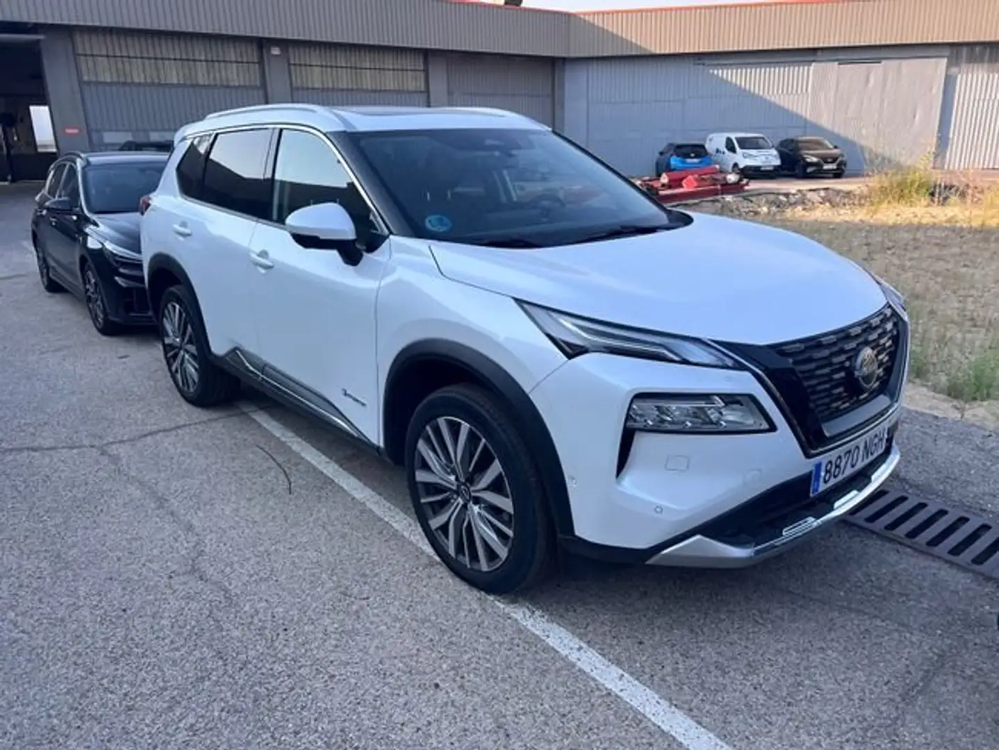 Nissan X-Trail 5pl 1.5 e-POWER 152kW 4x2 A/T Tekna Blanco - 2