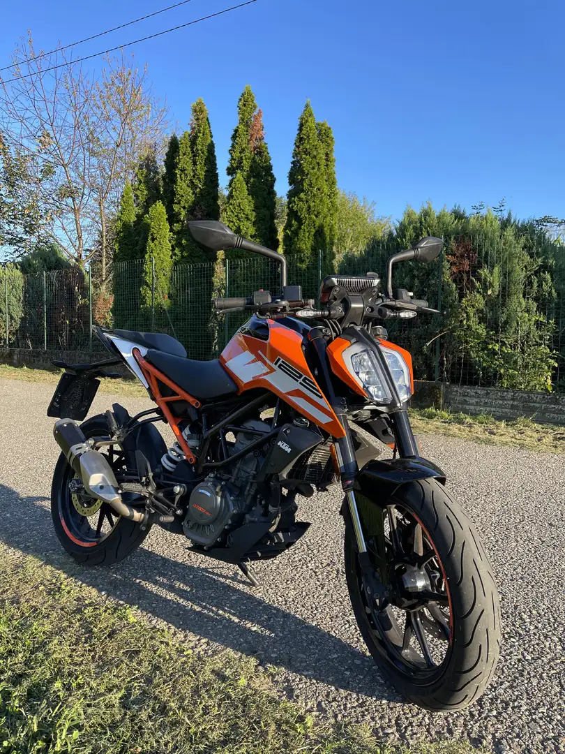 KTM 125 Duke - 1