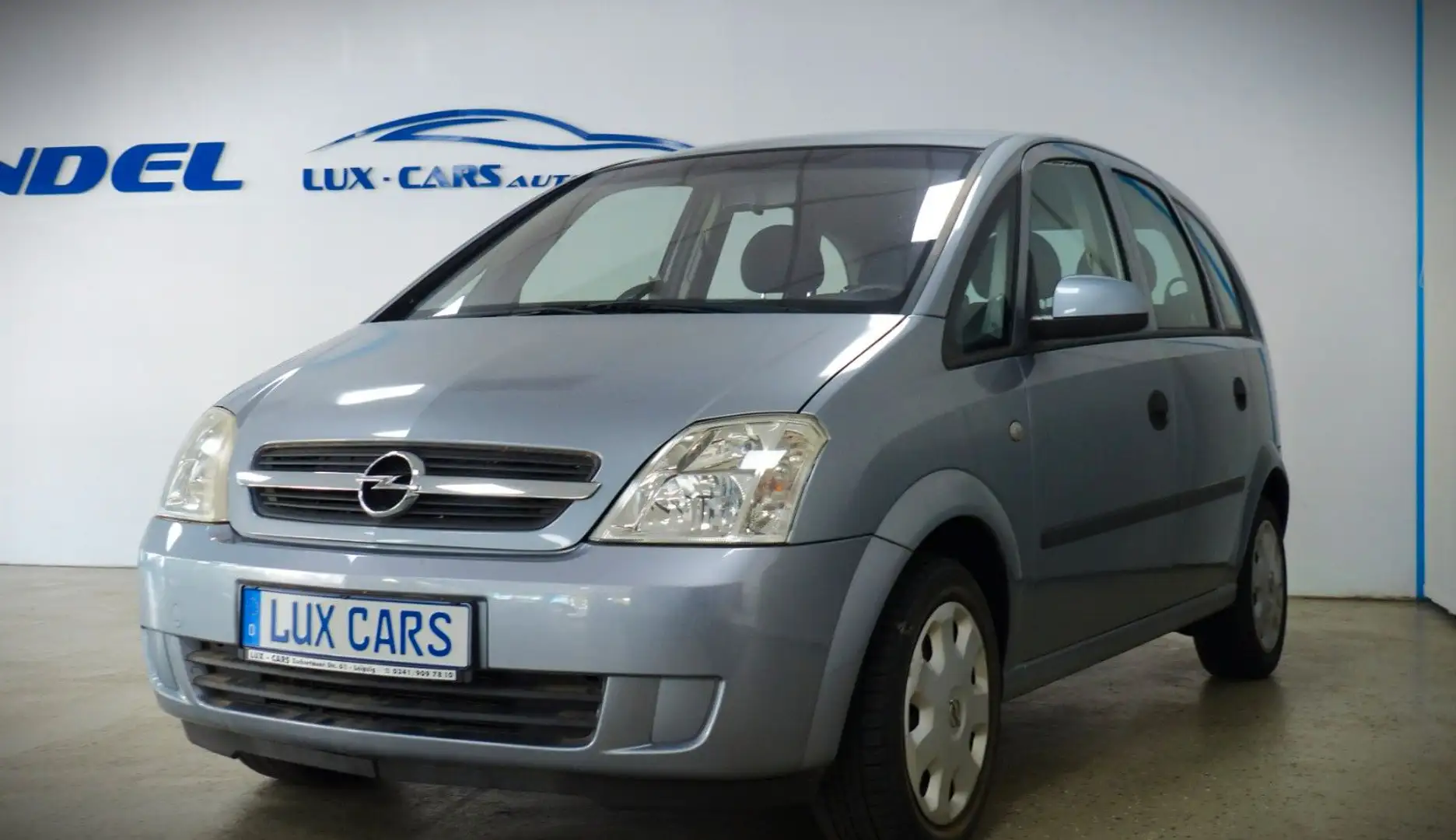 Opel Meriva 1,6l Grau - 2