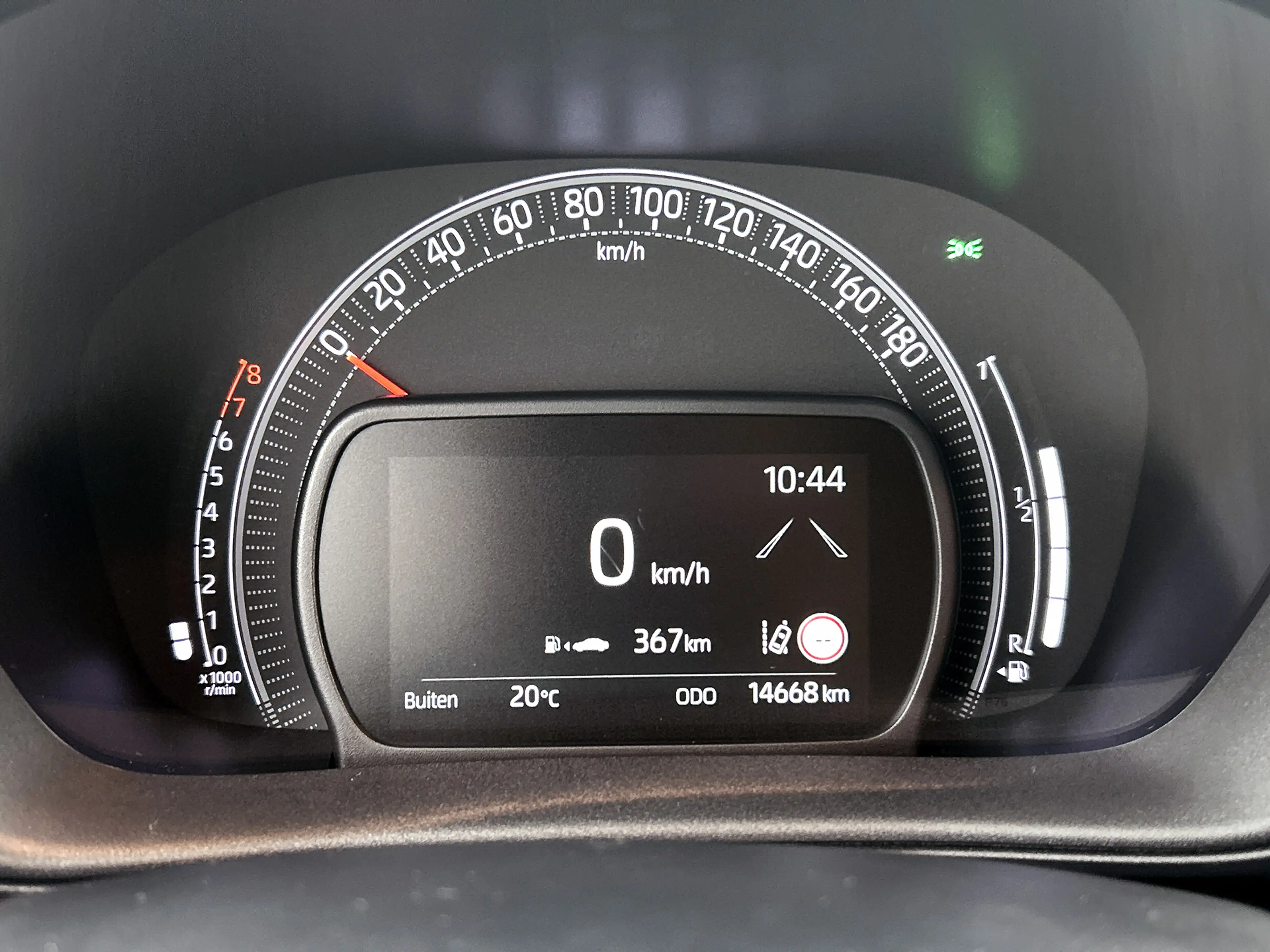 Toyota Aygo X 1.0 VVT-i MT Play | Apple CarPlay / Android Auto ( — photo 5