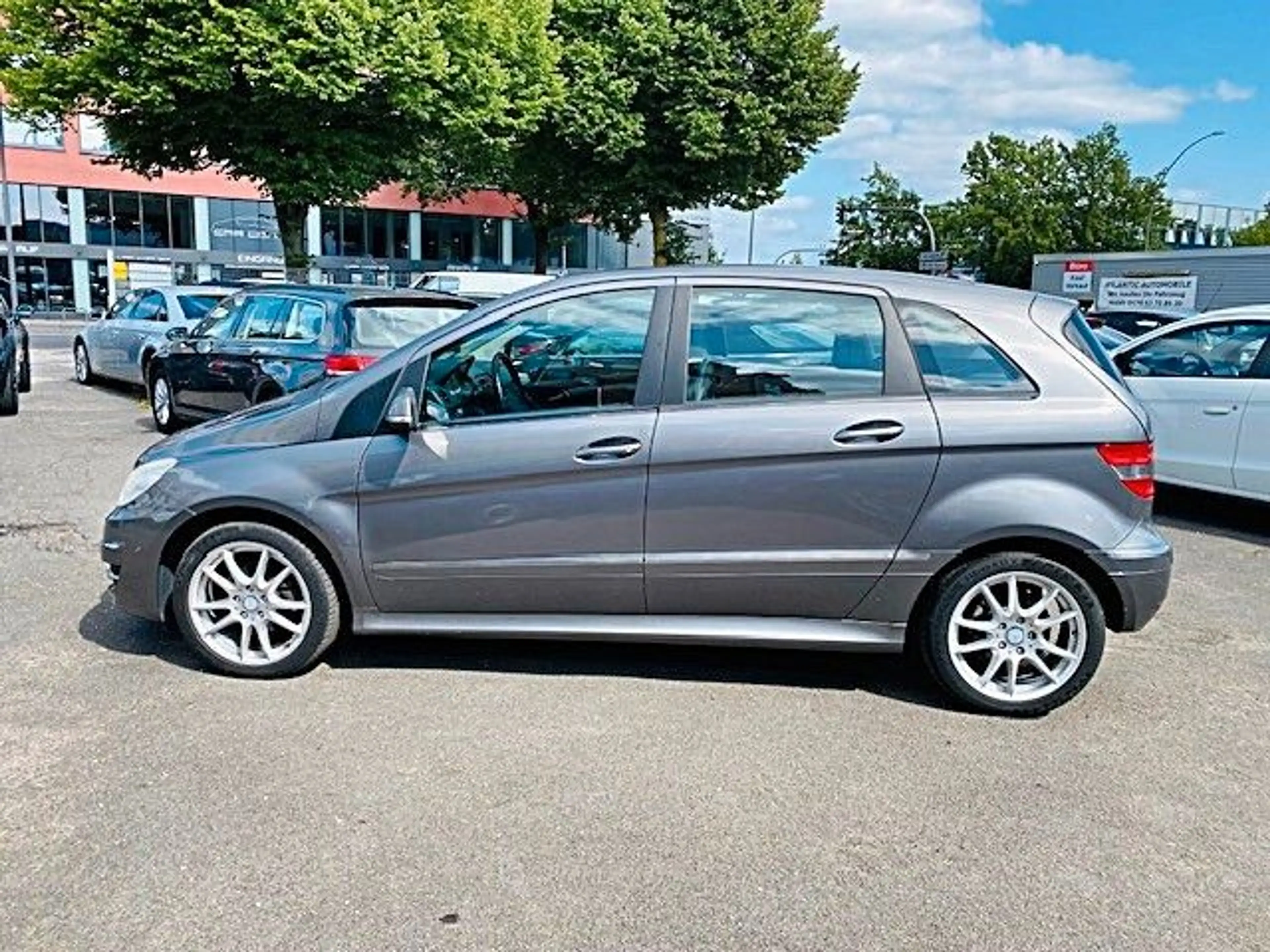 Mercedes-Benz B 160 Autotronic — photo 6
