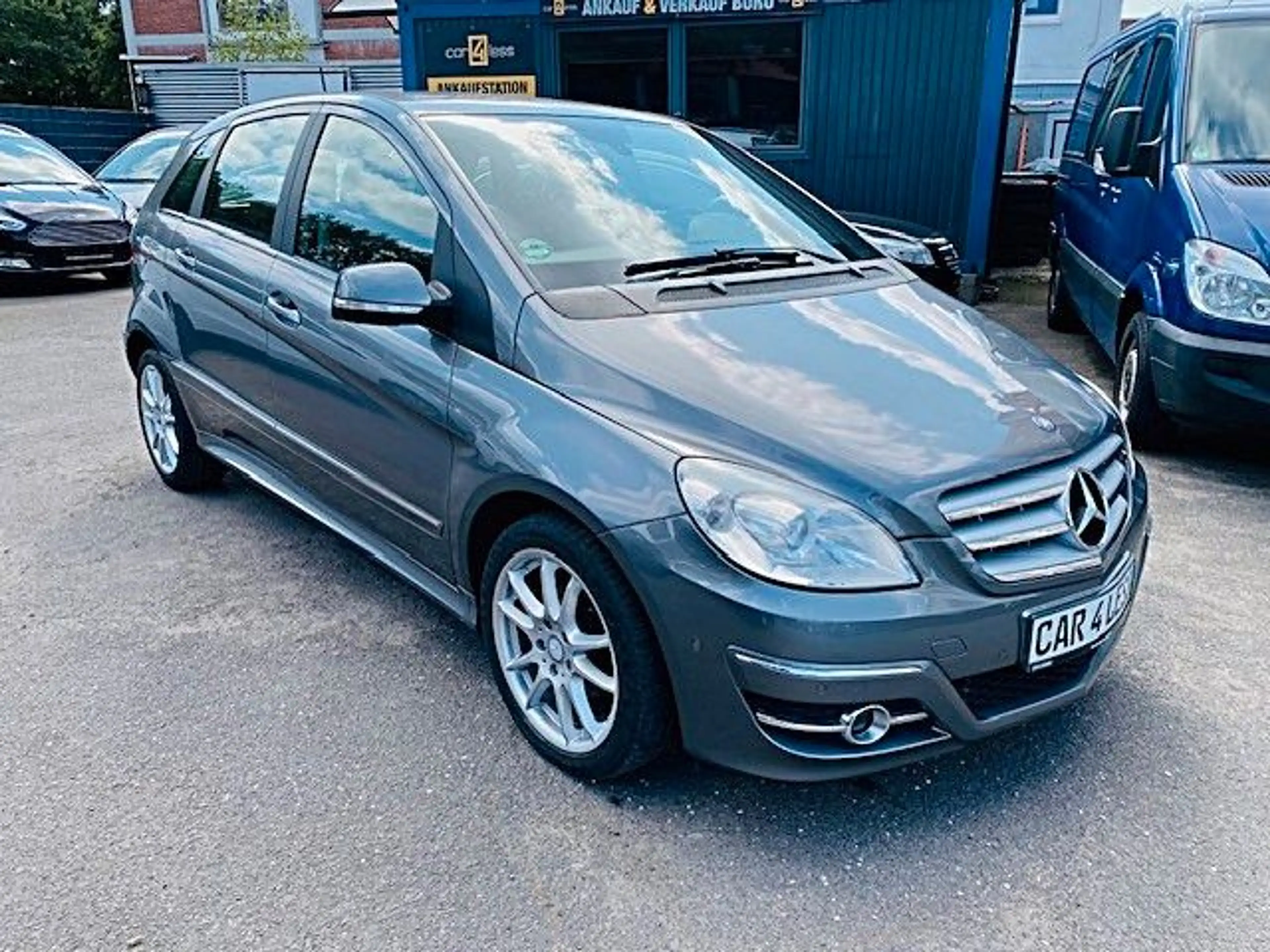 Mercedes-Benz B 160 Autotronic — photo 28